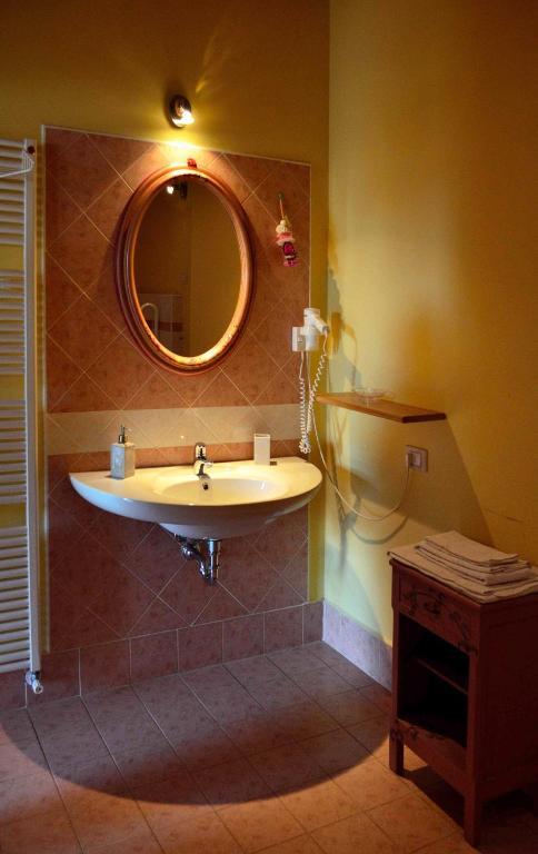 Agriturismo Dondino Cavriana Quarto foto